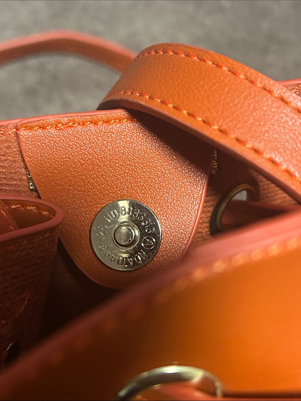 Contrast Stitch Orange Bucket Bag with Tassel Drawstring - Picture 5 of 13